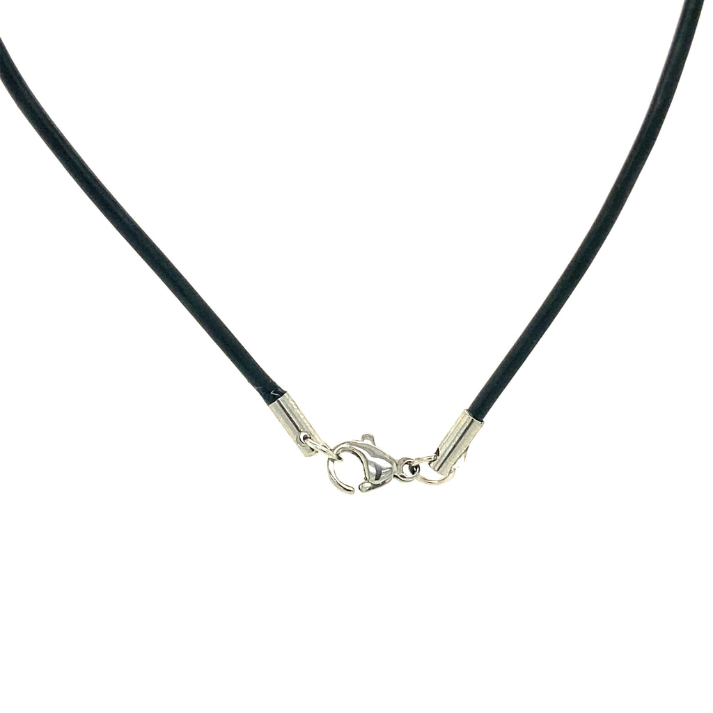 Collar Hombre Caucho Negro Con Contorno Cruz De Acero Plateada