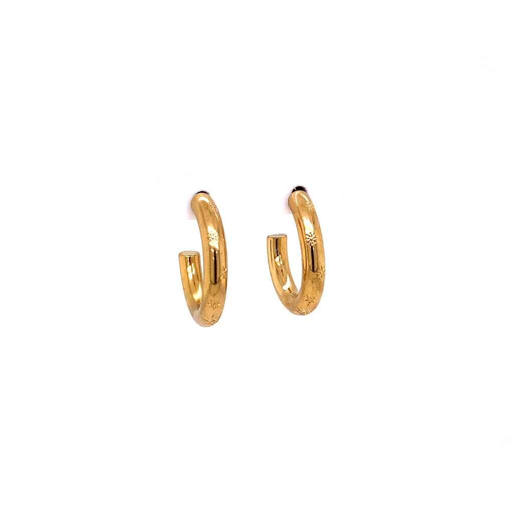 Aretes Acero Media Arracadas Con Estrellas Grabadas