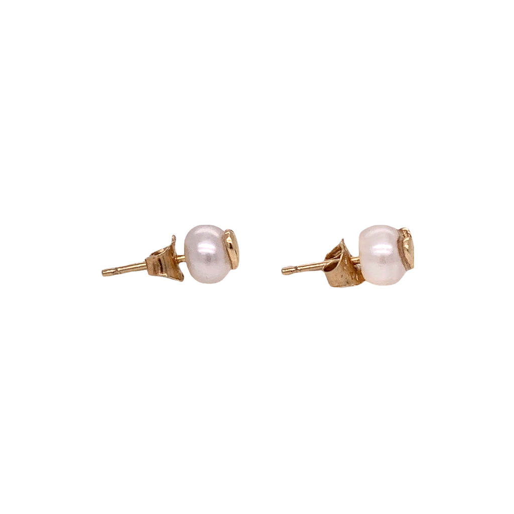 14K Gold Post Earrings with Pearl and Heart