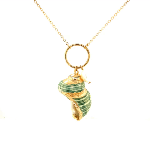 Steel Necklace With Pearl And Green Snail