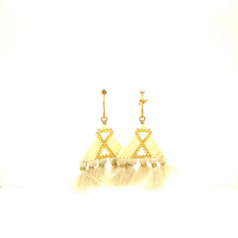 Arete Liquidación Chapa de Oro Gancho Tejido Triangulo Mota